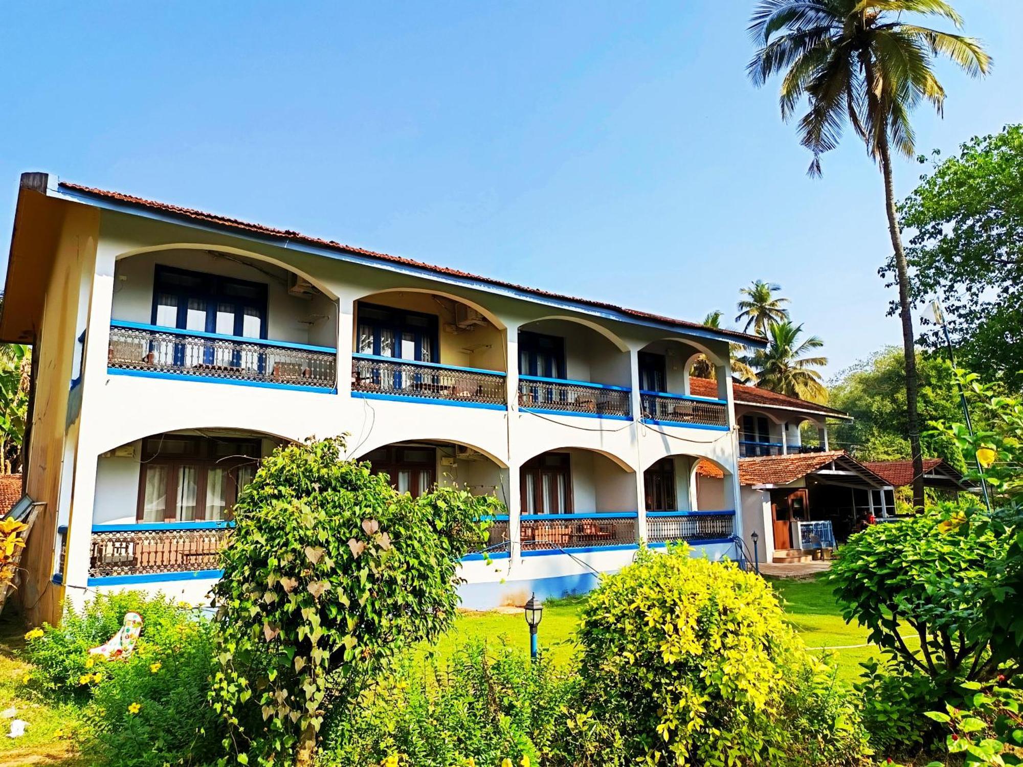 Carina Beach Resort Benaulim Luaran gambar